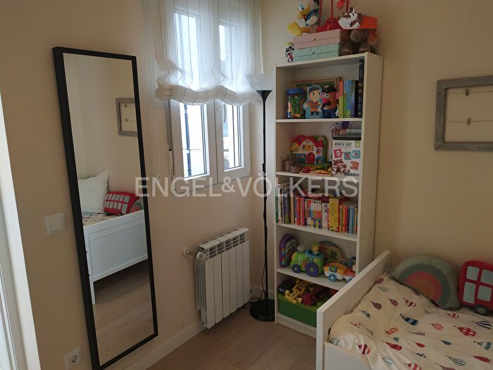 Casas en venta y pisos alquiler - 2