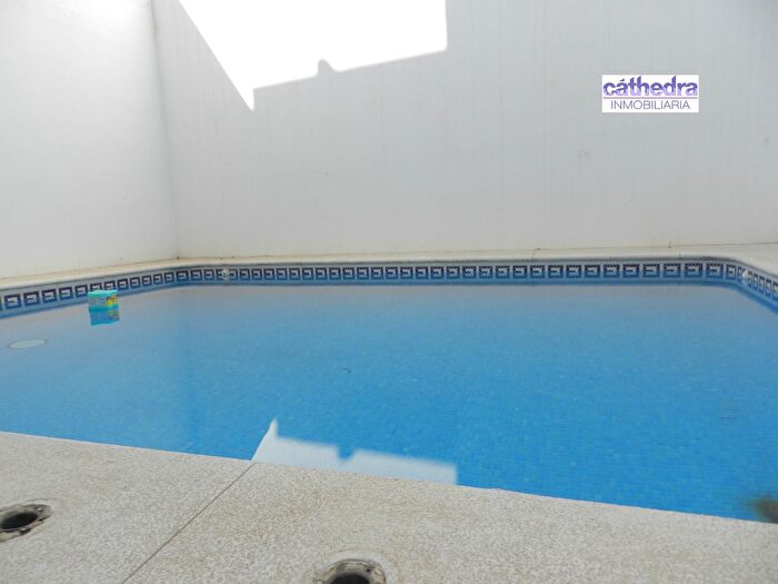 Piso en venta de 2 habitaciones en Cerro Amate, El Cerro