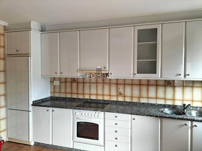 Piso en venta de 4 habitaciones en Galicia, Ourense