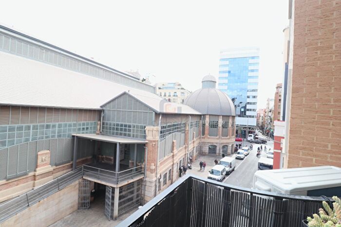 Piso en venta de 3 habitaciones: Centro, Mercado