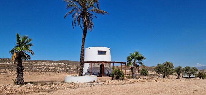 Casa en venta de 2 habitaciones en Andalucía, Almería