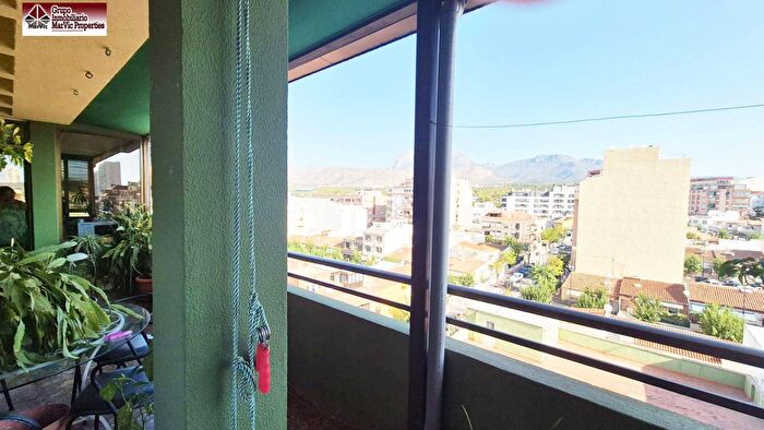 Casas en venta y pisos alquiler - 2