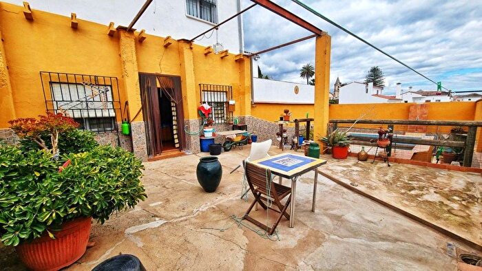 Casa de 4 habitaciones en venta en Andalucía, Huelva