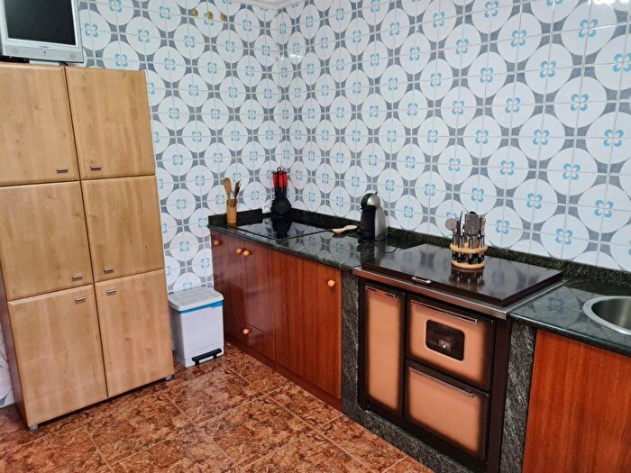 Casas en venta y pisos alquiler - 2