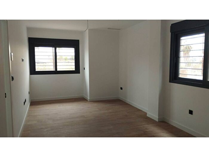 Piso en venta de 1 habitación: Norte, Juan Carlos I