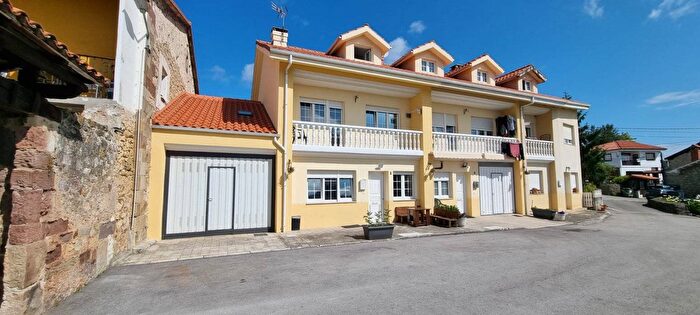 Casa de 4 habitaciones en venta en Cantabria, Cantabria