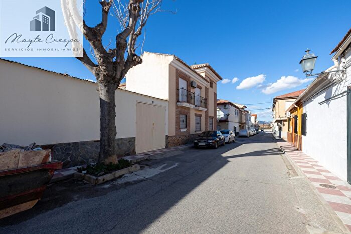 Casa en venta de 4 habitaciones: Belicena, Vegas del Genil