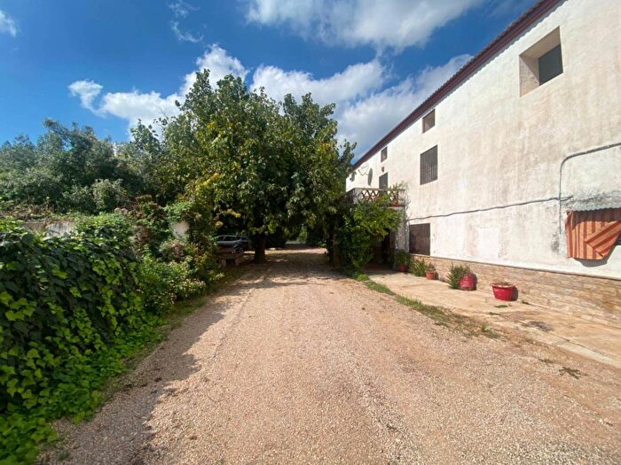 Casa en venta de 5 habitaciones en Cataluña, Tarragona