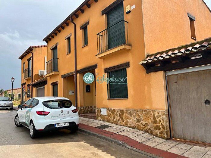 Casa en venta de 3 habitaciones en Castilla y León, Segovia