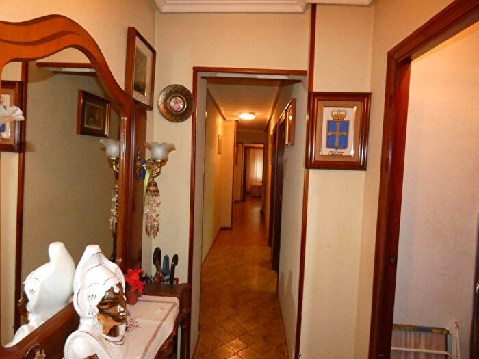 Piso de 3 habitaciones en venta en Principado de Asturias, Asturias