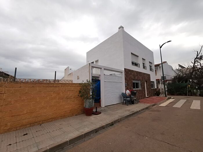 Casa en venta de 2 habitaciones en Churriana, Churriana El Pizarrillo La NoriaGuadalsol