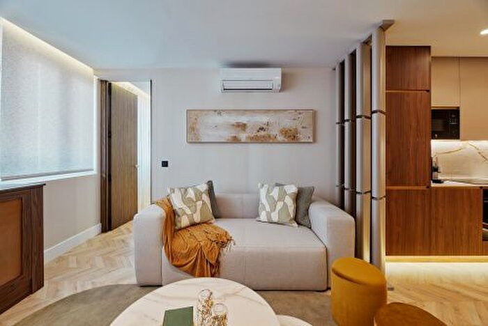 Piso en venta de 5 habitaciones: Chamberí, Gaztambide