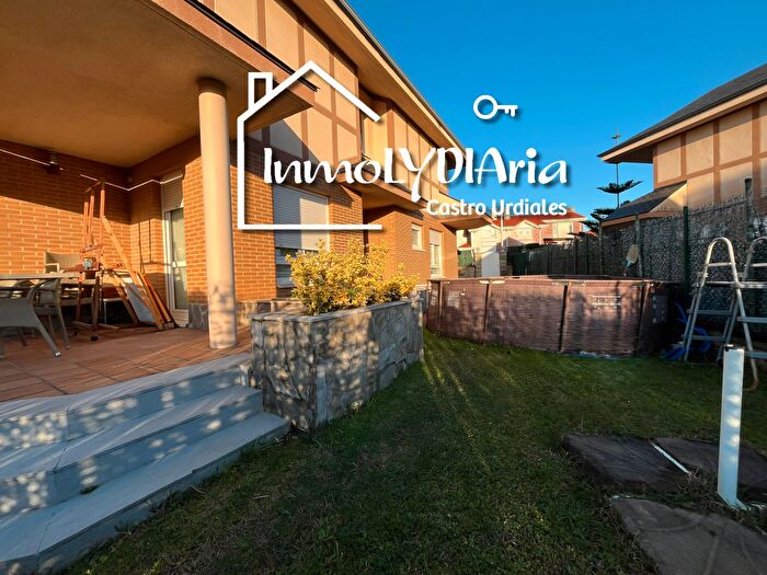 Casa en venta de 4 habitaciones en Cotolino, CastroUrdiales