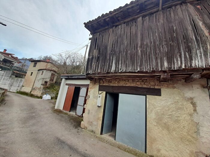 Casa de 3 habitaciones en venta en Laviana, Asturias