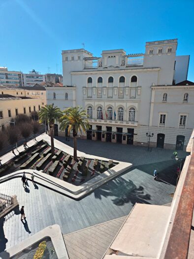 Piso en venta de 5 habitaciones, Casco Antiguo, Badajoz Capital