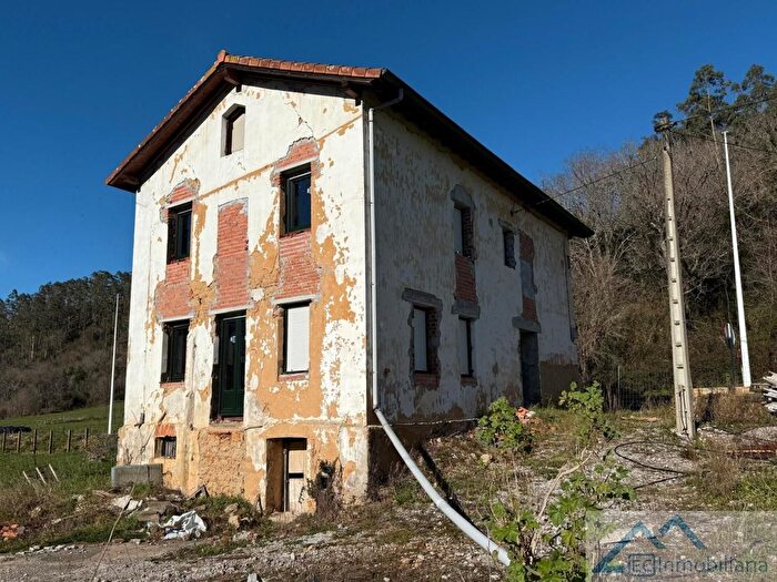 Casa de 3 habitaciones en venta en Riotuerto, Cantabria