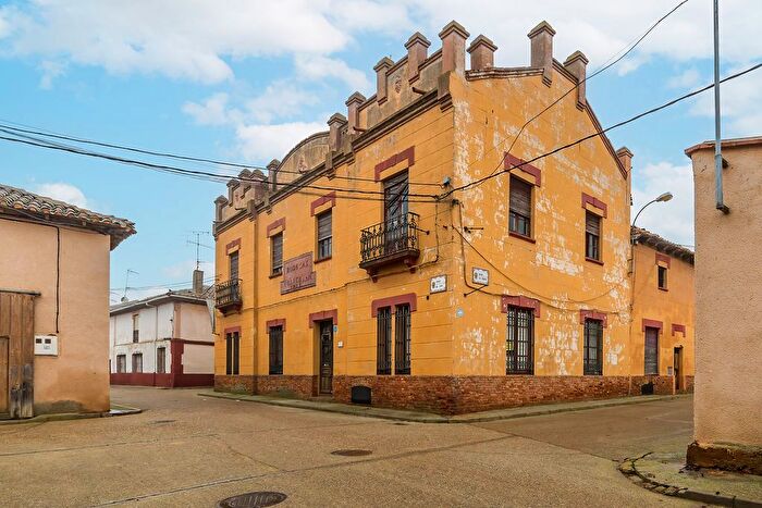 Casa de 5 habitaciones en venta en Gordoncillo, León