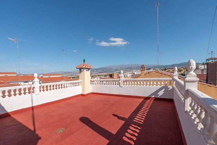Andalucía, Granada: Casa en venta de 6 habitaciones