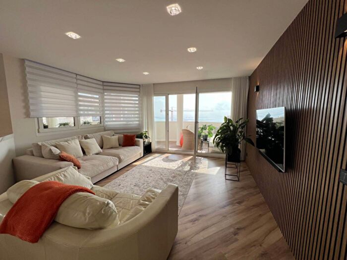 Piso de 3 habitaciones en venta en Andalucía, Málaga