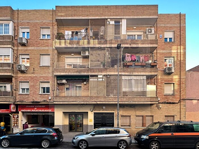 Piso de 3 habitaciones en venta en Centro, Casco Antiguo