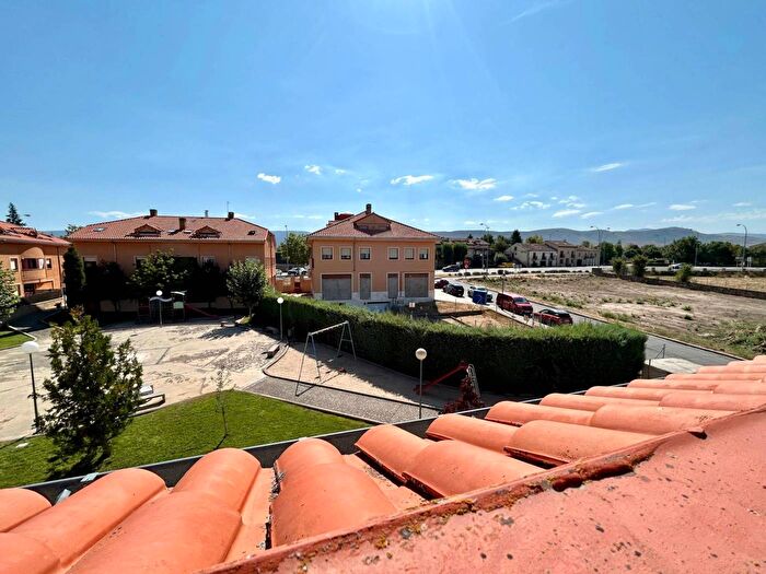 Piso en venta de 2 habitaciones en Castilla y León, Segovia