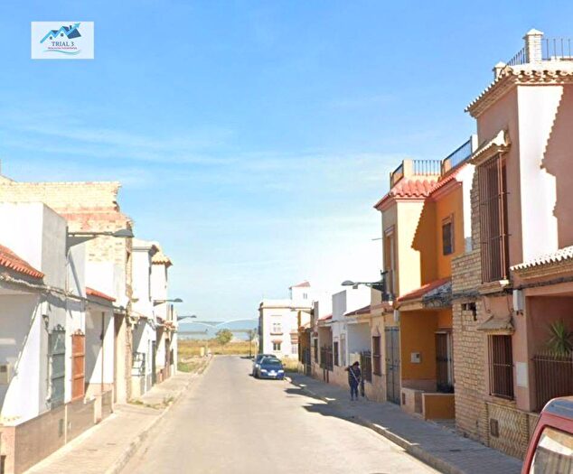 Andalucía, Sevilla: Casa en venta de 3 habitaciones