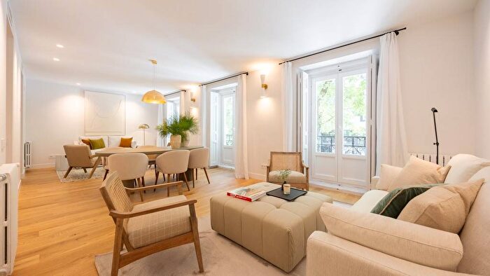 Piso en venta de 3 habitaciones, Comunidad de Madrid, Madrid
