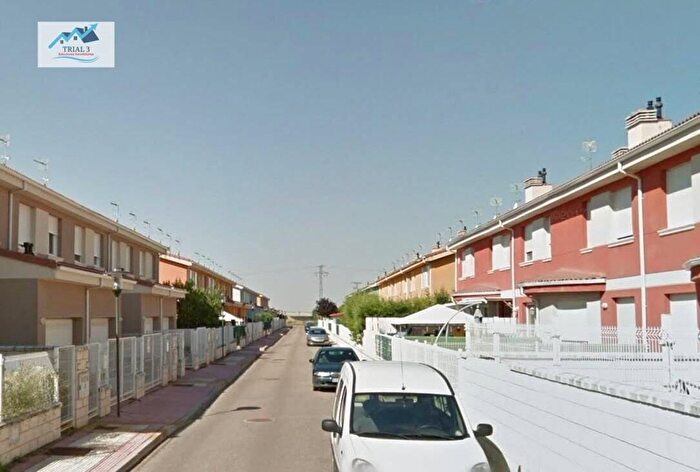 Castilla y León, Valladolid: Casa en venta de 3 habitaciones
