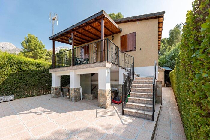 Casa de 2 habitaciones en venta en Andalucía, Granada
