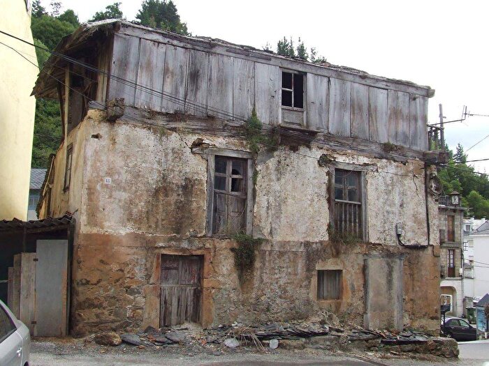 Casas en venta y pisos alquiler - 2