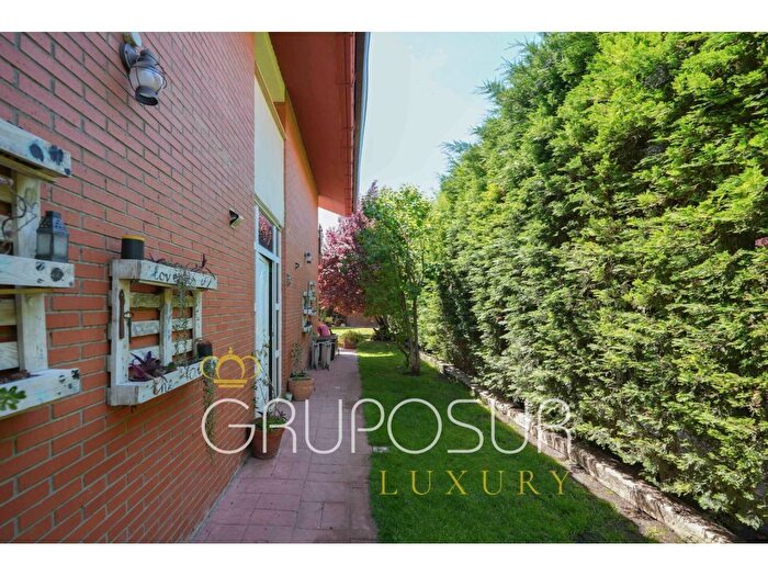 Casas en venta y pisos alquiler - 2