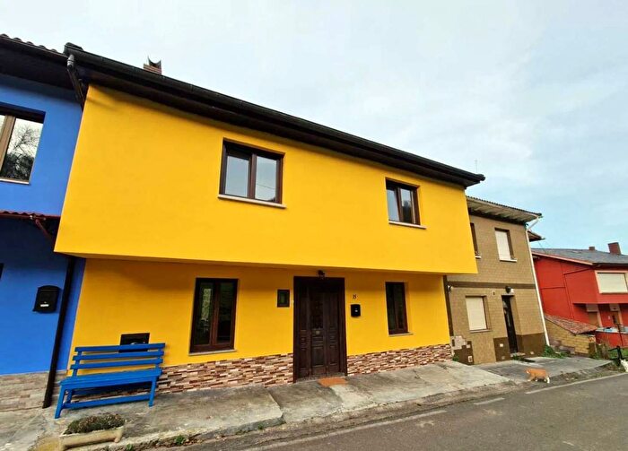 Casa en venta de 3 habitaciones: Principado de Asturias, Asturias