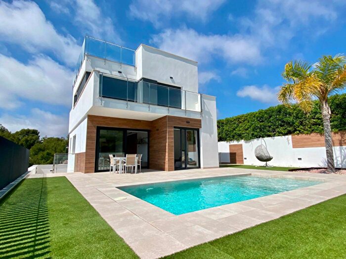 Casa de 3 habitaciones en venta en Comunitat Valenciana, Alicante