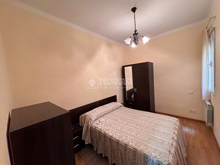 Casas en venta y pisos alquiler - 3