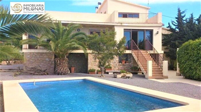 Casa en venta de 4 habitaciones: Comunitat Valenciana, Alicante