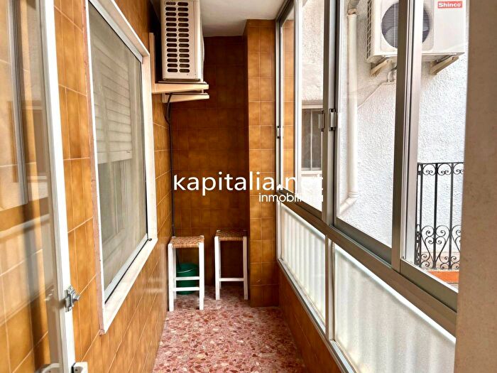 Casas en venta y pisos alquiler - 2