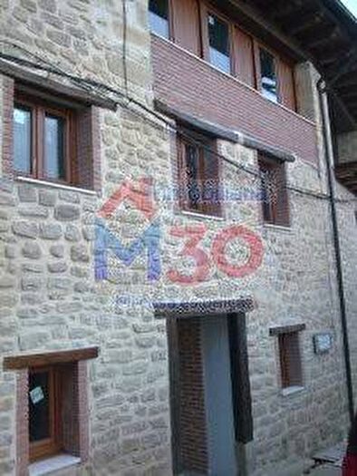 Castilla y León, Burgos: Casa en venta de 3 habitaciones