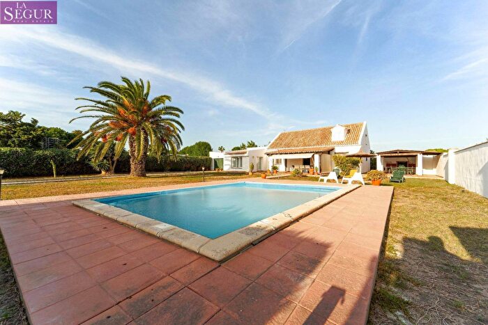 Casa en venta de 4 habitaciones: Andalucía, Cádiz