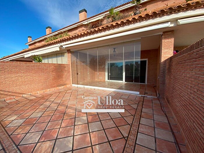 Casas en venta y pisos alquiler - 3
