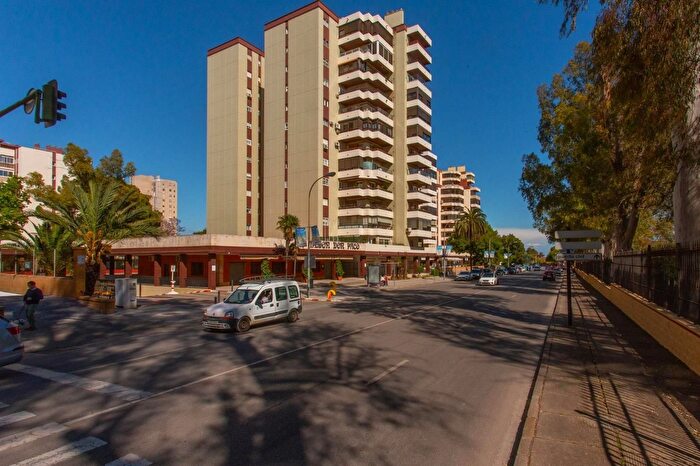 Jerez Norte Montealto Pozoalbero, El Altillo: Piso en venta de 5 habitaciones