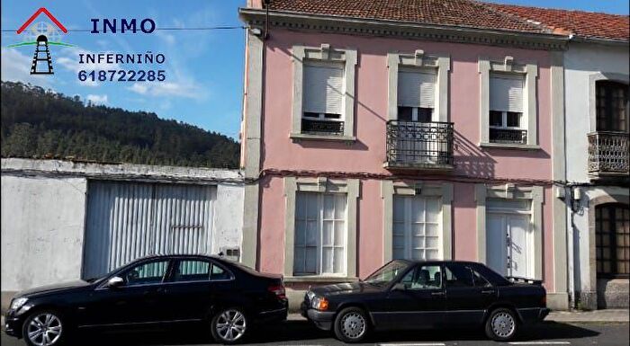 Casa en venta de 3 habitaciones en Neda, A Coruña