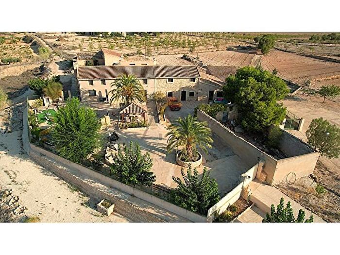Casa en venta de 5 habitaciones en Comunitat Valenciana, Alicante
