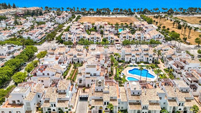 Casa en venta de 2 habitaciones en Andalucía, Málaga