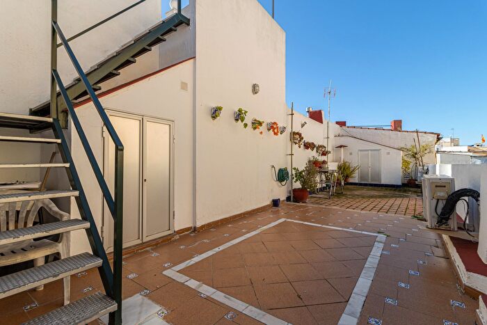Centro, Jerez de la Frontera: Casa en venta de 4 habitaciones