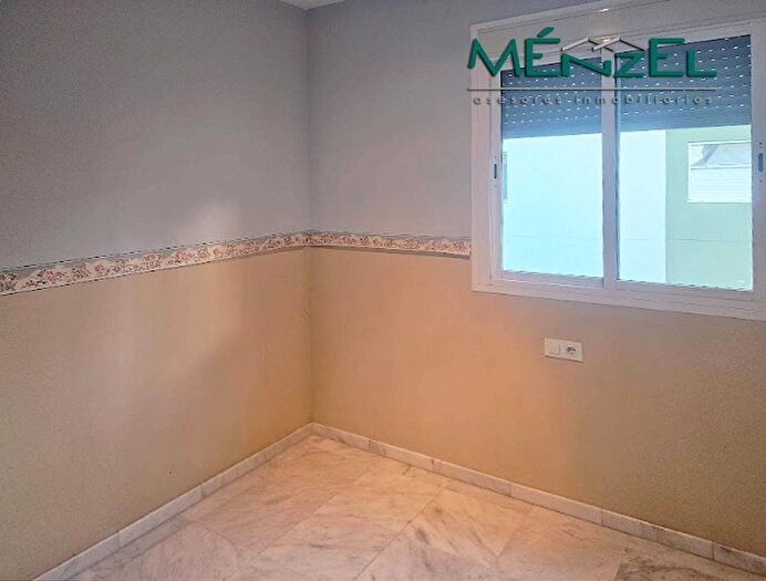 Piso en venta de 3 habitaciones, Andalucía, Sevilla