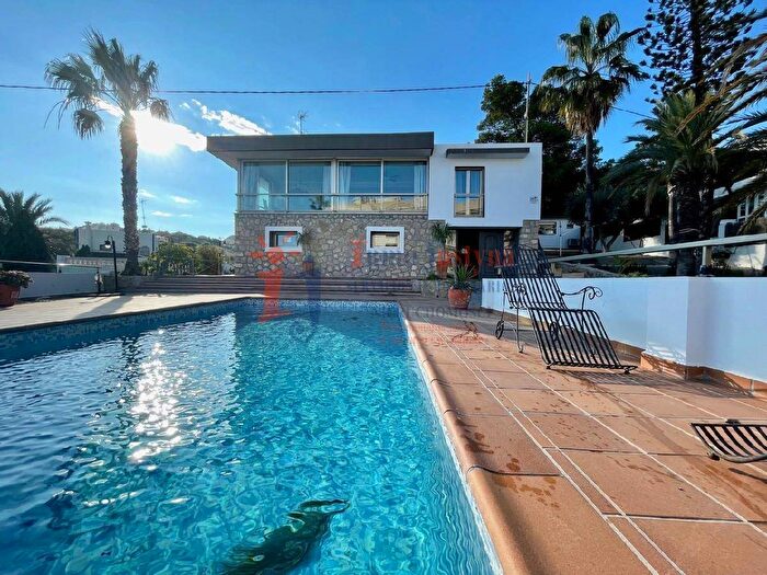 Casa en venta de 5 habitaciones, Comunitat Valenciana, Alicante