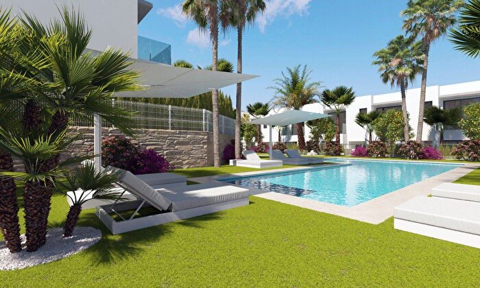 Casa en venta de 3 habitaciones: Comunitat Valenciana, Alicante