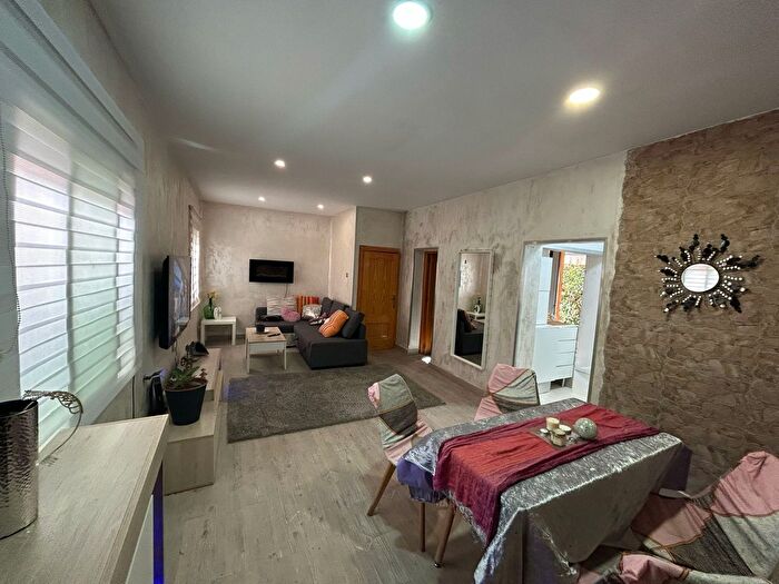 Piso de 2 habitaciones en venta en Cruz de Humilladero, Santa Cristina San Rafael
