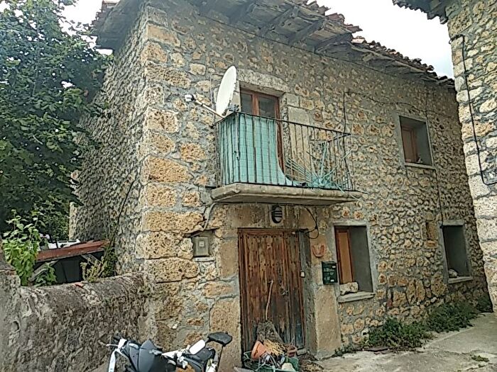 Casa en venta de 3 habitaciones, Valle de Mena, Burgos
