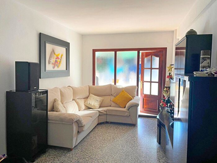 Piso de 3 habitaciones en venta en Carretera de Cádiz, Girón Las Delicias